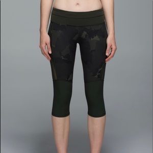 Lululemon camo Training Tough Crop